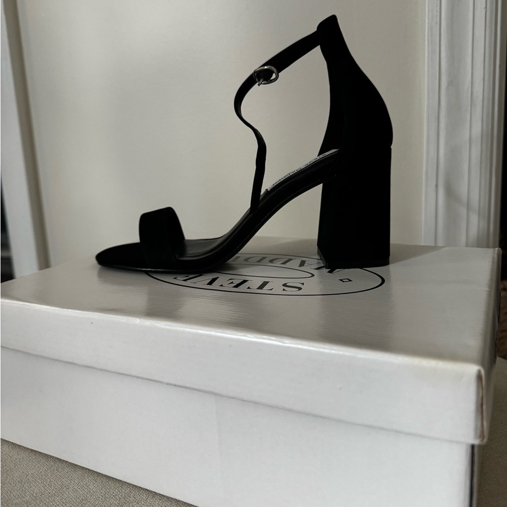 Steve Madden Grace Lynn block heel